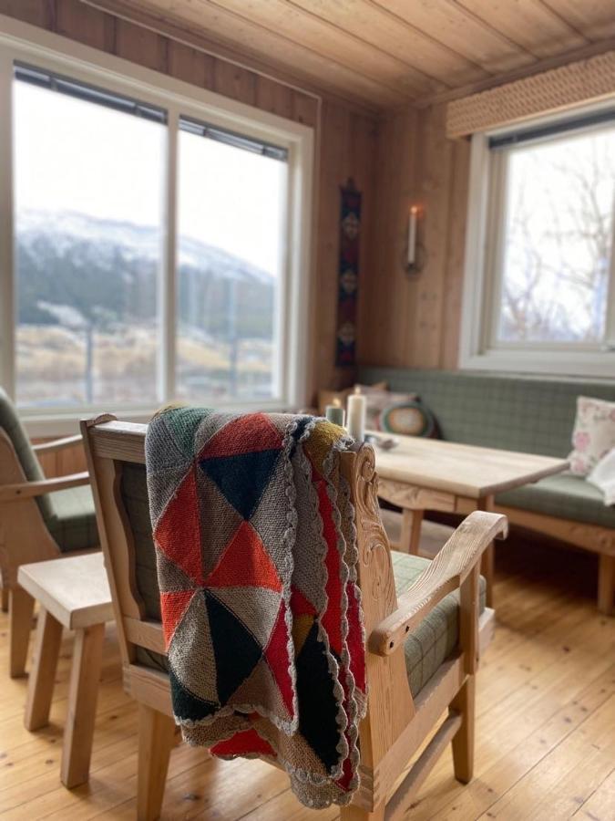 Stort Og Autentisk Hus I Skjak - Kort Vei Til Lom! Ngoại thất bức ảnh